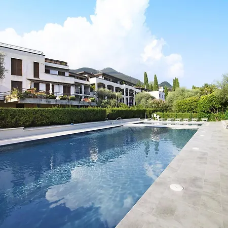 Апартаменты Gardoncino With Pool Гардоне Ривьера