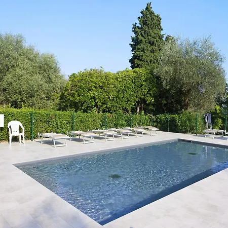 Gardoncino With Pool Апартаменты