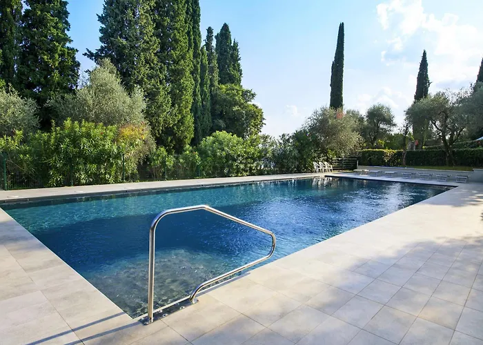 Gardoncino With Pool 아파트
